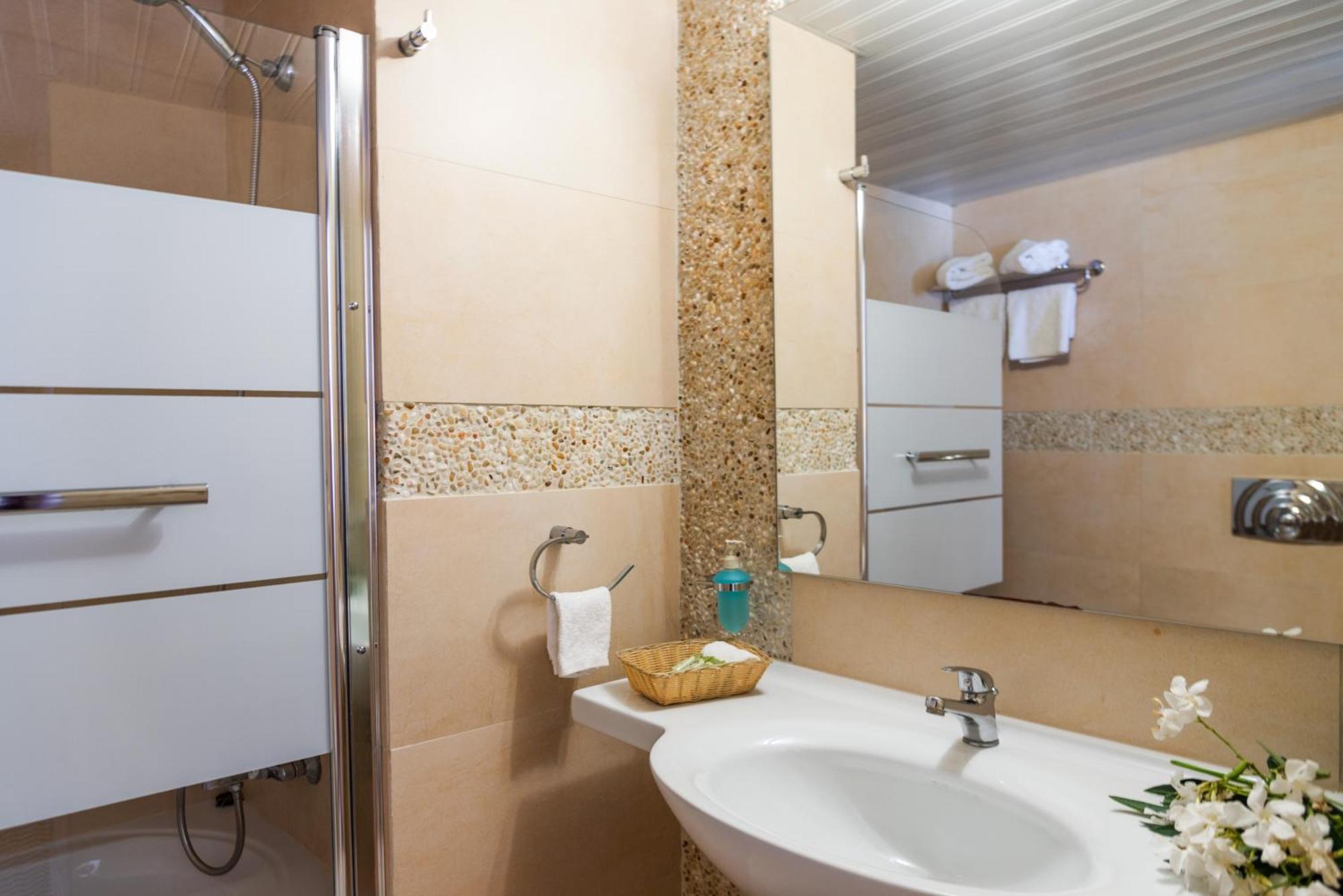 Hotel Astron Princess Karpathos Town  Exterior photo